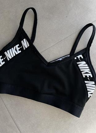 Спортивний топ,топік nike pro 5