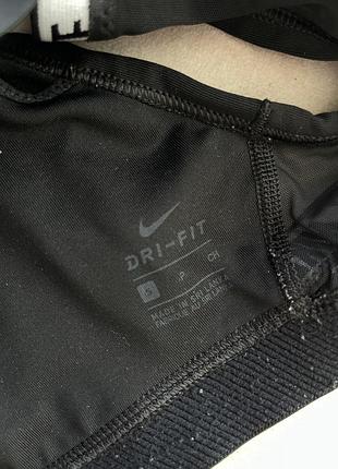 Спортивний топ,топік nike pro 8