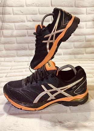 Кросівки asics