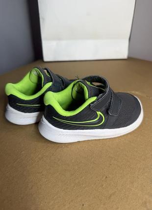 Кросівки для хлопчиків nike сірі з салатовим 22 розмір