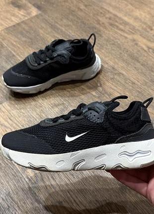 Детские кроссовки nike react live, размер 34
