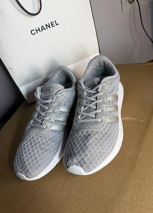 Кросівки жіночі adidas сірі, розмір 38