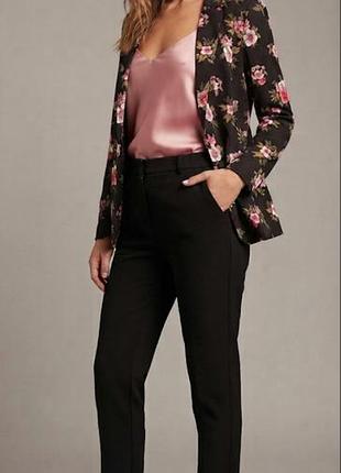 Шикарний, стильний жакет 🌺сакура🌺 boohoo