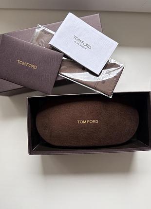 Сонцезахисні окуляри tom ford з фотохромними лінзами, чорні