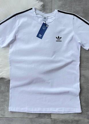 Мужская футболка adidas белая с полосами адидас с лампасами (b)