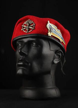 Тактический берет для военных артиллерии капля красный с металлическим флашком полный комплект xl (61-62 см)