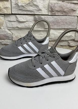 Дитячі кросівки adidas