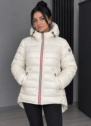 Зимова куртка moncler