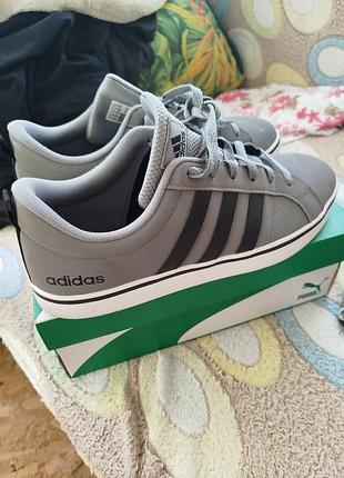 Кеди чоловічі adidas сірі 28 см
