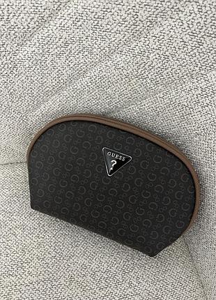 Косметичка guess