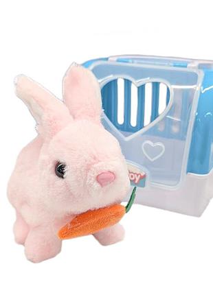 Іграшка інтерактивна plush toy кролик з морквинкою в блакитній переносці рожевий (ch6010pn)