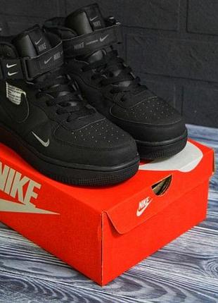 Кросівки чоловічі nike air force 1 чорні утеплені