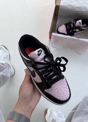 Dunk low patent black / pink 3