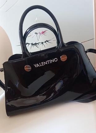 Сумка жіноча valentino чорна лакована