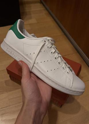 Кросівки унісекс adidas stan smith білі