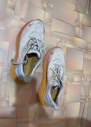 Кросівки hoka 2