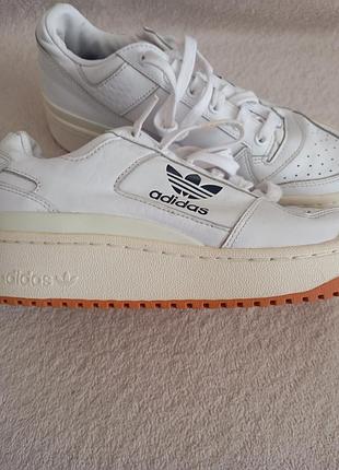 Кроссовки adidas кожа 3