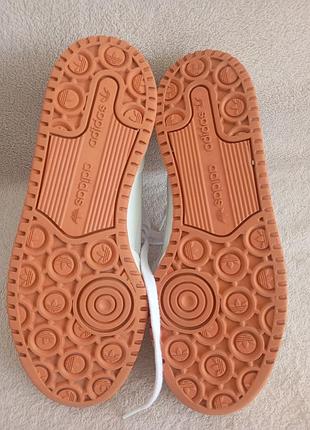 Кроссовки adidas кожа 4