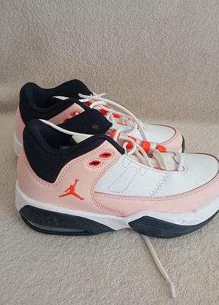 Кросівки нові nike