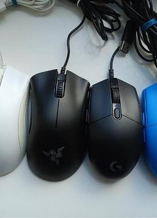 Комп'ютерні мишки razer deathadder essential та logitech g102