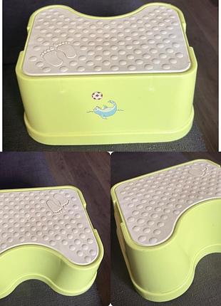 Дитяча підставка для ніг сходинка для ніжок з антиковзним покриттям bebe jou біло зелена лайм якісна табурет подіум у ванну туалет для дітей з тюленем