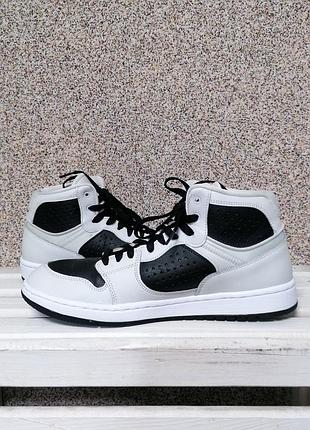 Кроссовки nike 4