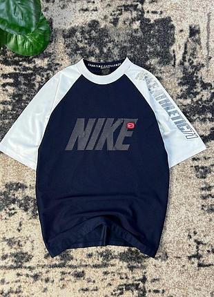 Футболка nike vintage
