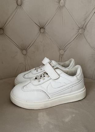 Кеди для дітей nike білі 31 розмір