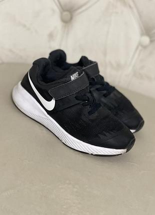 Кросівки для дітей nike чорні 30 розмір