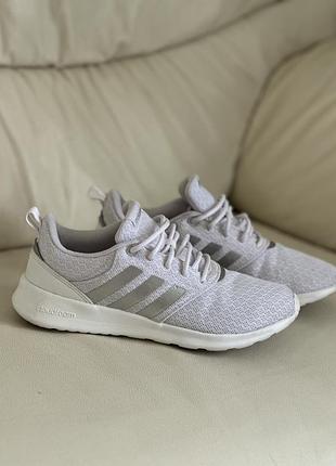 Кросівки жіночі adidas білі, сірі 37.5 розмір