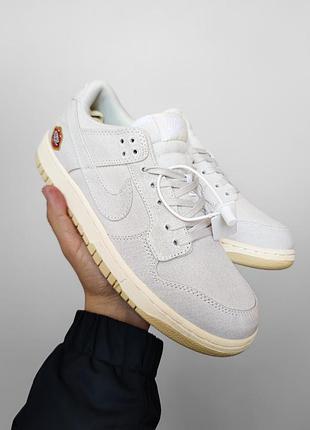 Nike dunk se low the future is equal 6