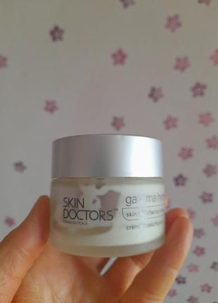Крем жо обличчя  бренд skin docrors  australia 
остаточник на фото. 
дорогой бренд 
 gamna hydroxy