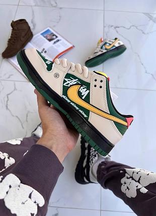 Nike sd dunk x stussy green 4