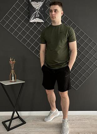 Шорты nike черный лого + футболка nike хаки
