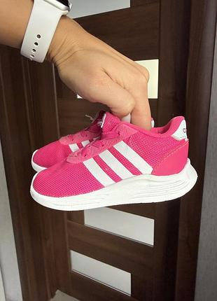 Кросівки для дівчинки adidas 2