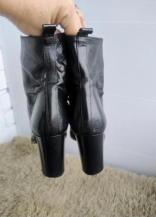 Шкіряні напів чоботи zara basic 5
