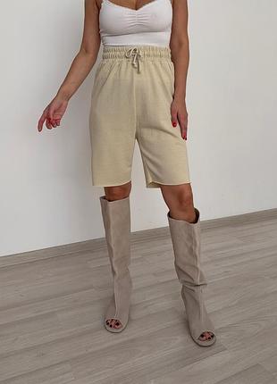 Подовжені шорти missguided