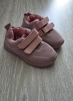 Кроссовки для девочки р.26