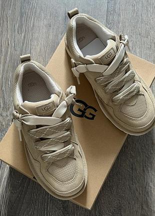 Кросівки бежеві ugg lowmel m low оригінал