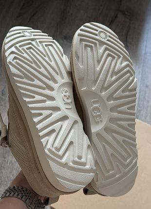 Кросівки бежеві ugg lowmel m low оригінал 3