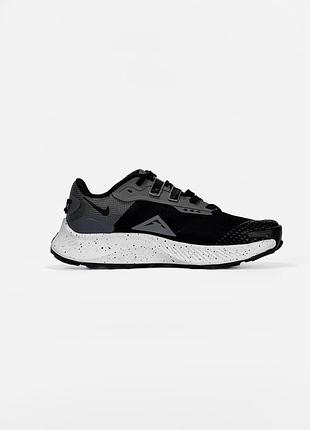 Nike pegasus trail 3 black/white 6