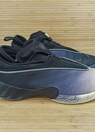 Баскетбольні кросівки adidas d.o.n. issue 7 розмір 46 (30 см.)