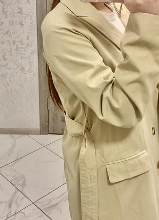 Пальто жіноче nasty gal бежеве класичне