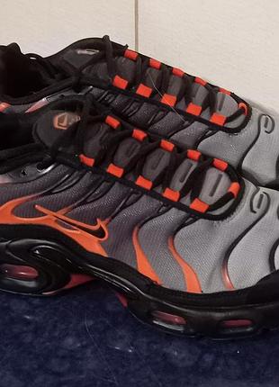 Кроссовки nike air max tn