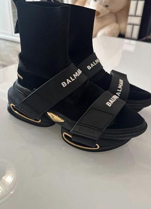 Ориганальні ботінки balmain