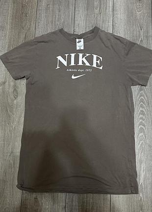 Nike чоловіча футболка оригінал
