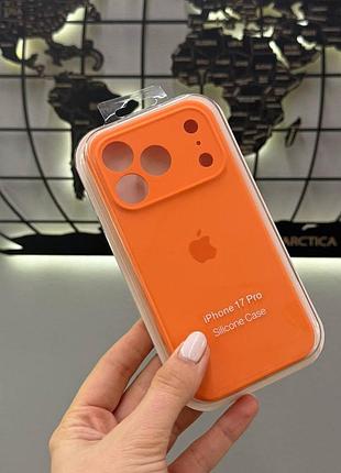 Чехол закрытая камера silicone case с микрофиброй для iphone 17 pro, качественный чехол с микрофиброй для айфон 17 про (оранжевый)