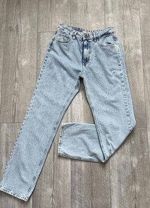 Світло-блакитні широкі жіночі джинси stradivarius wide leg