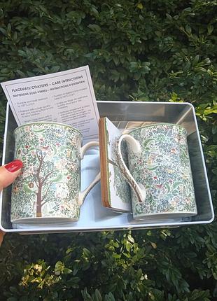 Чашки в наборе с костерами от известного бренда portmeirion . набор в железной коробке.отлично на презент