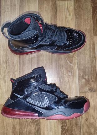 Чоловічі кросівки nike jordan р.43-44